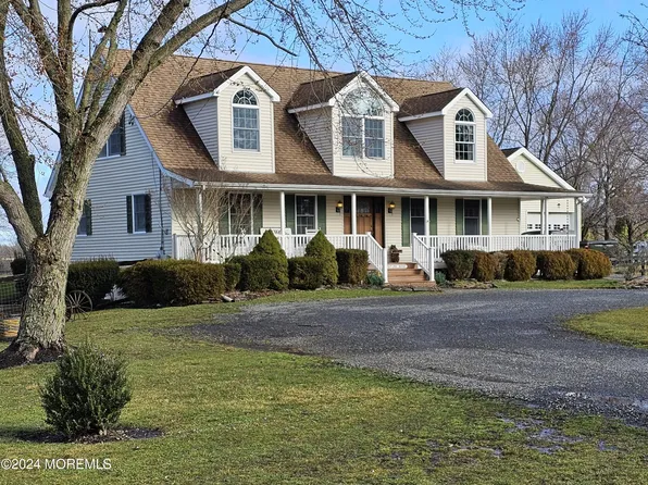 149 Iron Ore Road, Manalapan, NJ 07726