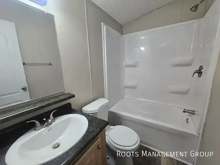 310 Hester Ave #230 — Photo 10