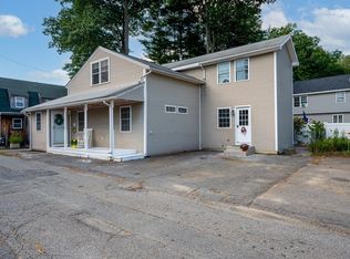31 Pine Grove Ave, Leominster, MA 01453