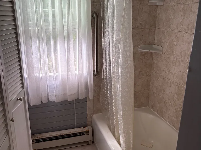 37B Bartlett Rd — Photo 6