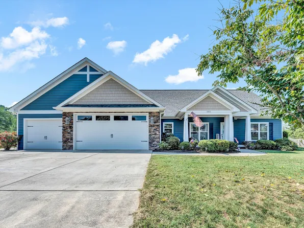 202 Savannah Dr NE, Roanoke, VA 24012