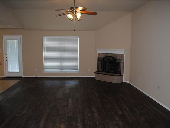 5th image of 1700 Griffin Ln