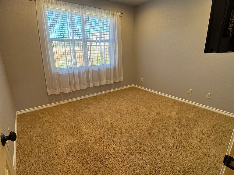 610 Benelli Dr — Photo 17