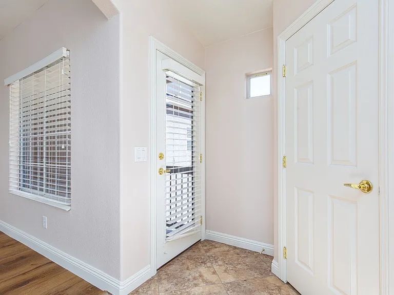 5163 Tunnel Falls Dr — Photo 29