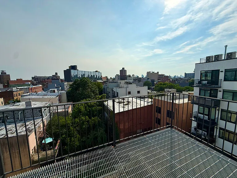 15 Troutman St #4F — Photo 4