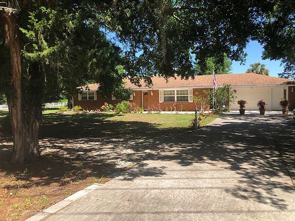 2nd image of 15077 Lake Pickett Rd