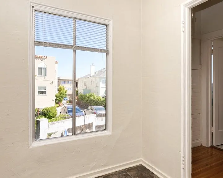 848 Vermont St — Photo 10