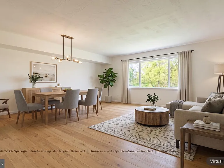 57 Brighton Ct — Photo 4