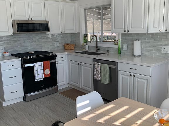 4th image of 15318 Lefloss Ave