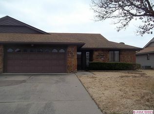 6717 SE Abbey Rd, Bartlesville, OK 74006