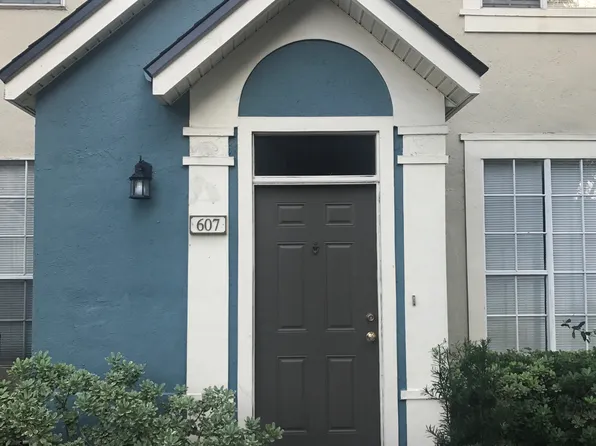 13700 N Richmond Park Dr #607, Jacksonville, FL 32224
