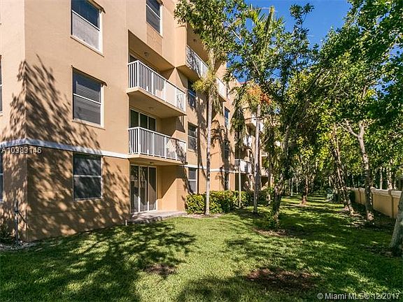 2nd image of 519 E Sheridan St #1072