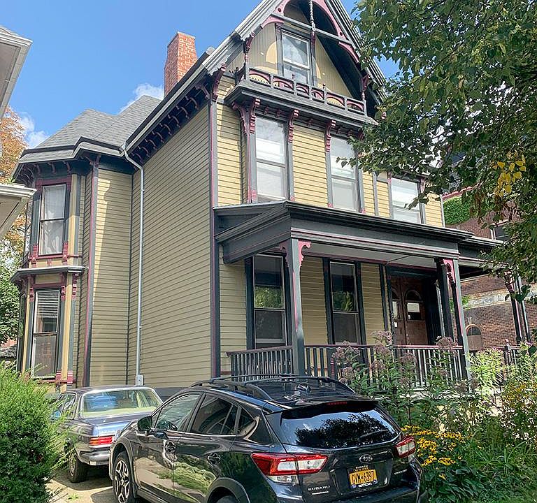 1st image of 298 Jersey St