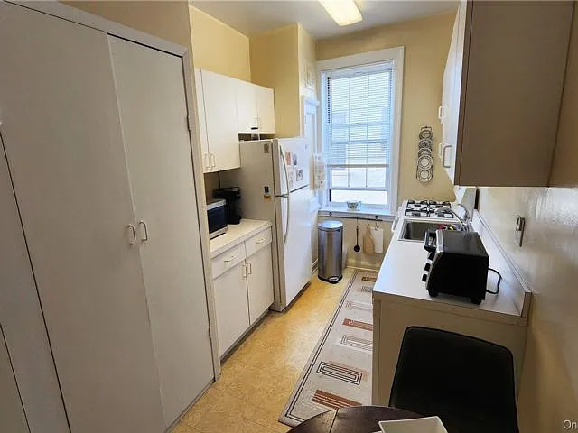 4 Maple Dr #6H — Photo 7
