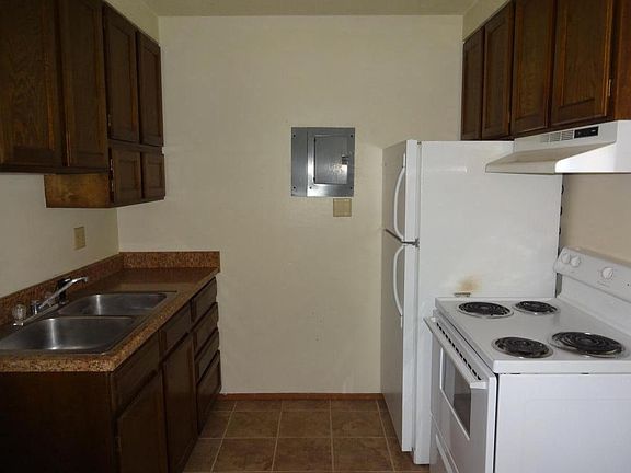 3rd image of 405 N 23rd St