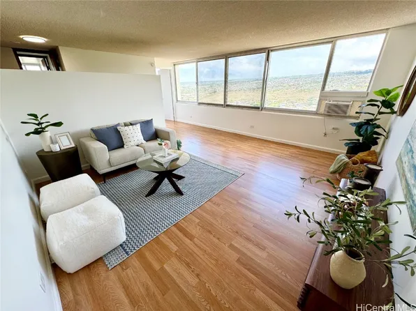 98-288 Kaonohi St APT 3107, Aiea, HI 96701