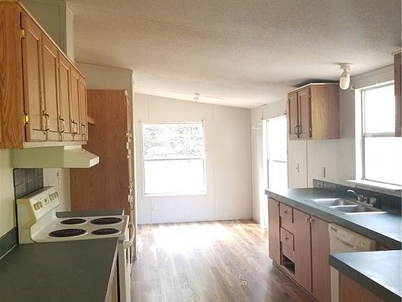 2nd image of 8150 County Road 4023