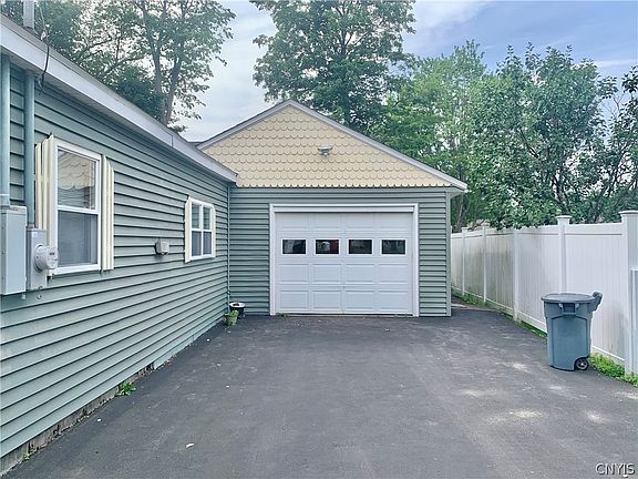 2nd image of 53 Pinecrest Rd