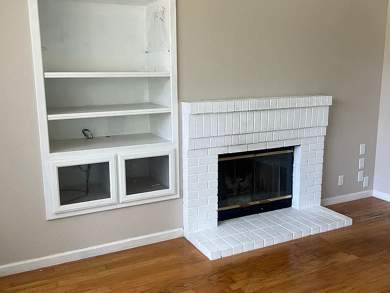 2332 Clapton Way — Photo 7