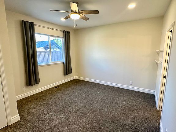 5th image of 2025 W Marten Creek Dr