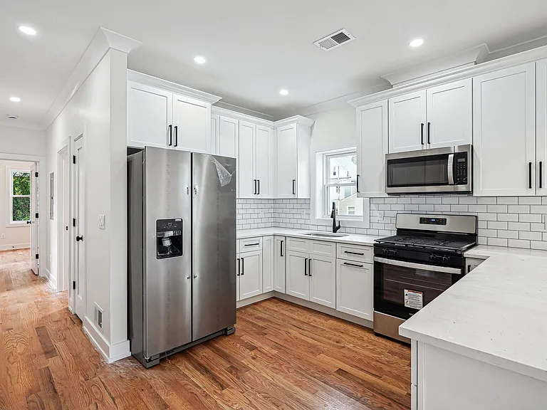 428 Hamilton St #2 — Photo 4