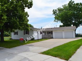 2219 Sunset Ave, Norfolk, NE 68701