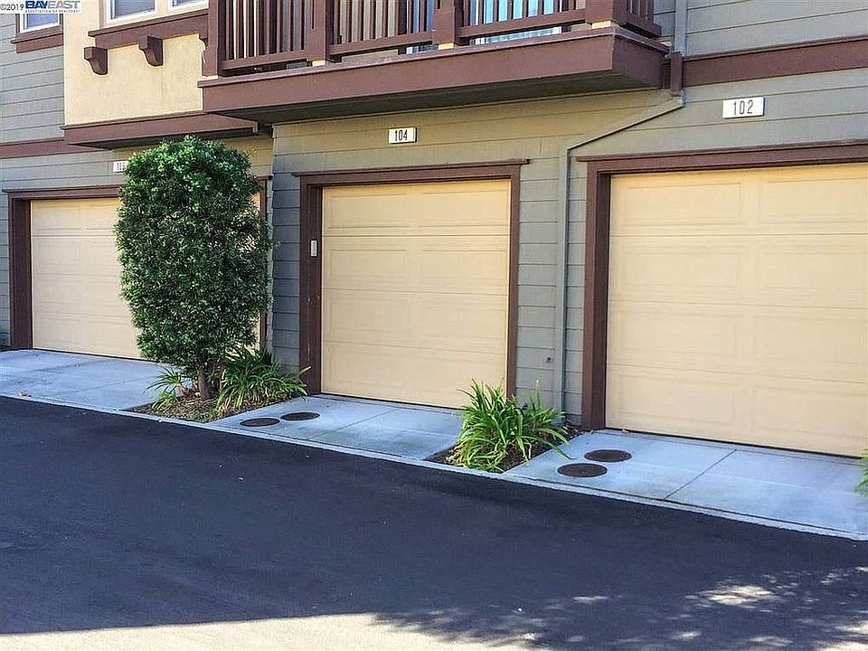 1st image of 103 Portola Pl