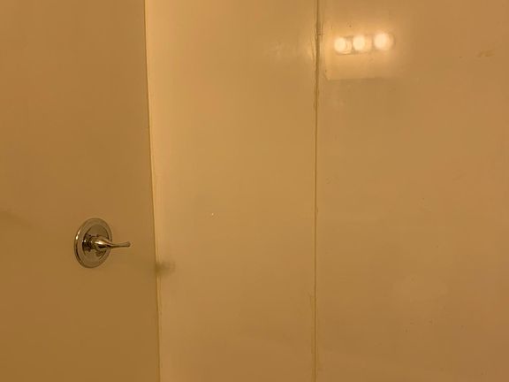 5th image of 2912 Mobile Ave APT B