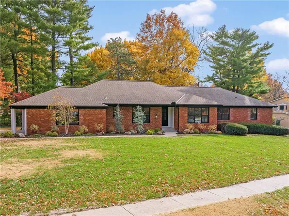 9131 Beverly Dr, Overland Park, KS 66207