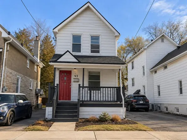 93 Adeline St, Ottawa, ON K1S 3L5
