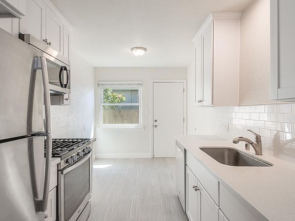 3rd image of 4120 58th St