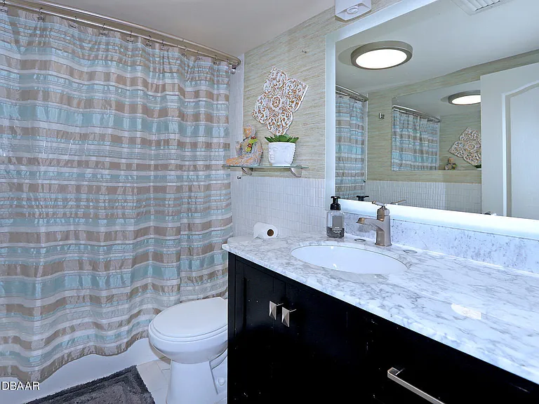 1224 S Peninsula Dr #102 — Photo 16