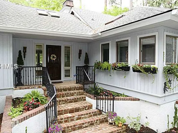 5 Gracefield Rd, Hilton Head Island, SC 29928