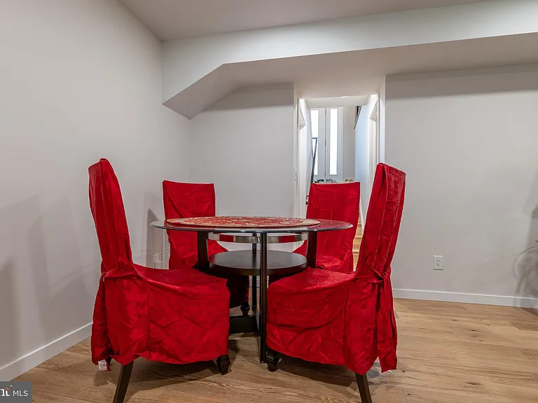 8321 Raymond Ln — Photo 32