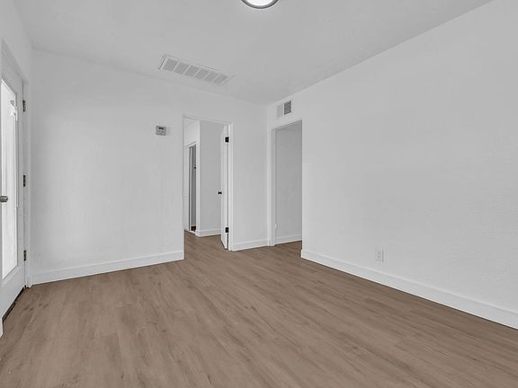 4th image of 315 N 16th Ave #317A