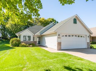 1250 Cypress Dr W, Annandale, MN 55302