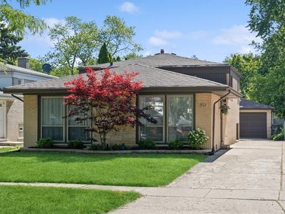 851 Long Rd, Glenview, IL, 60025