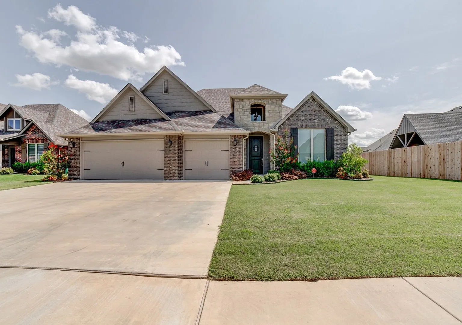 Jenks Luxury Living — Photo 2