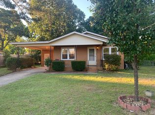 102 Athens St, Warner Robins, GA 31088