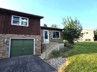 305 27th St, Monroe, WI 53566