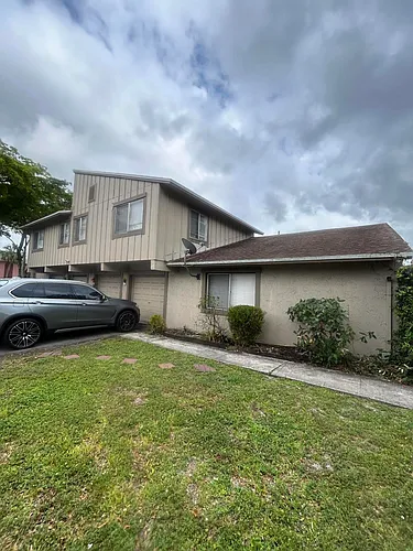 2229 NW 59th Ave #70-C Photo 1