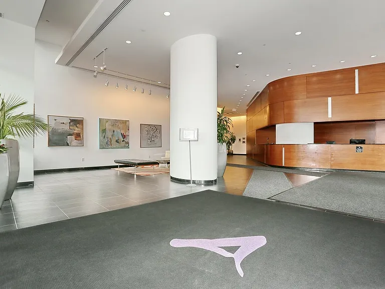 389 Washington St #29C — Photo 12