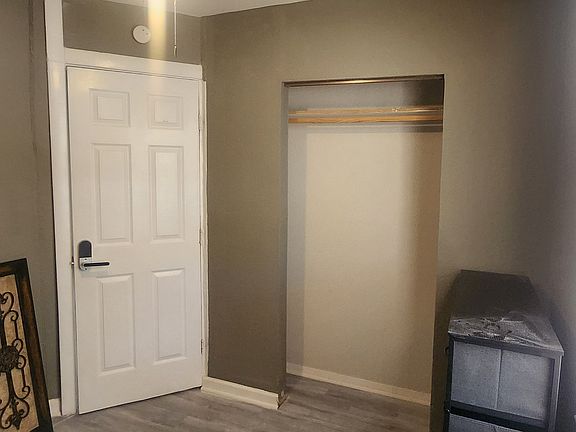 4th image of 9605 Grady Ln #2