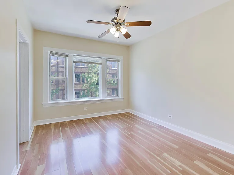 3149 W Lyndale St #2 — Photo 5
