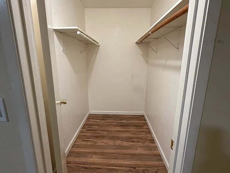 3520 Y St #3 — Photo 7
