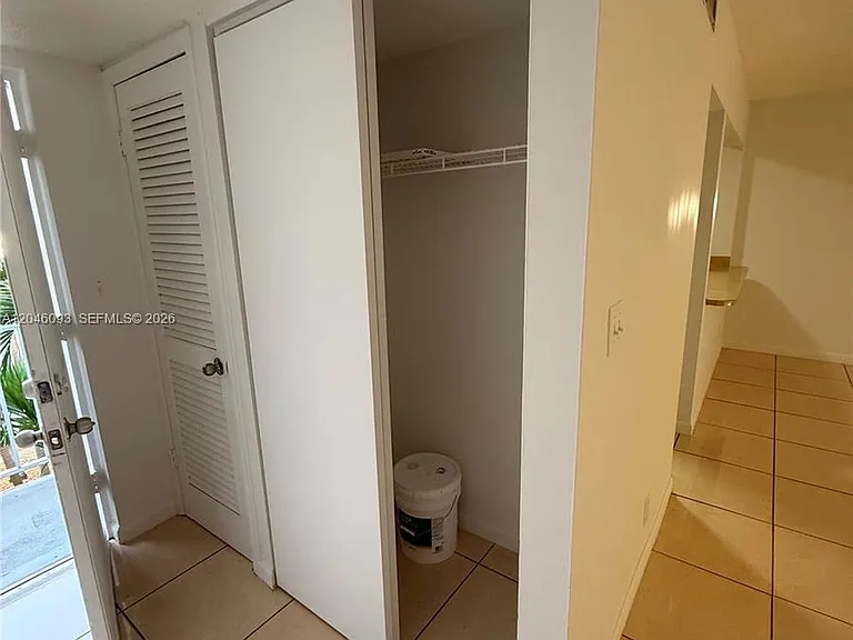455 S Pine Island Rd #306C — Photo 5