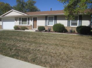 6727 Ashbrook Dr, Fort Wayne, IN 46835