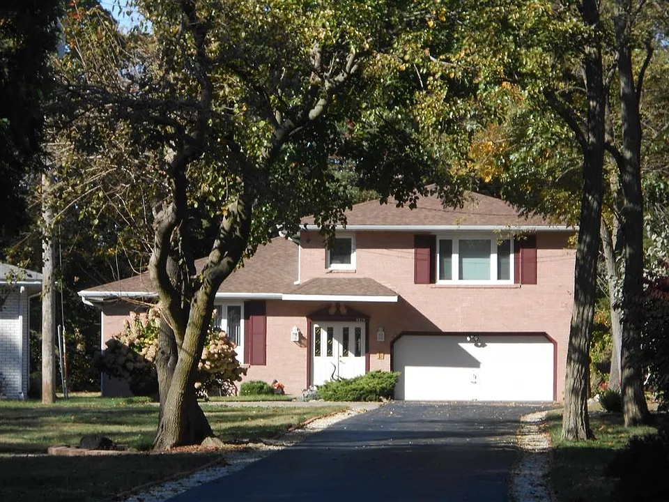 Front of duplex