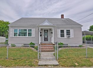 18 Buttonwood Rd, Dartmouth, MA 02748