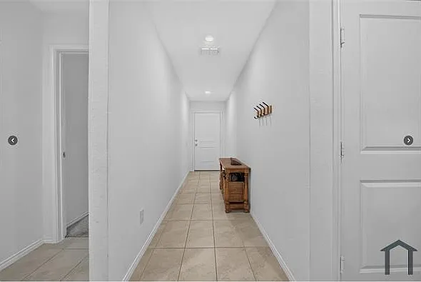 3 bed, 1500 sqft, $3,000 — Photo 3